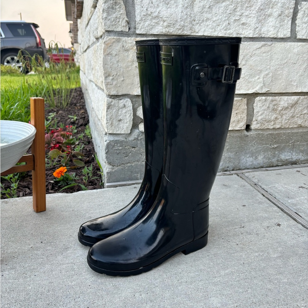 Hunter Original Refined Tall Wellington Boots in Black Gloss